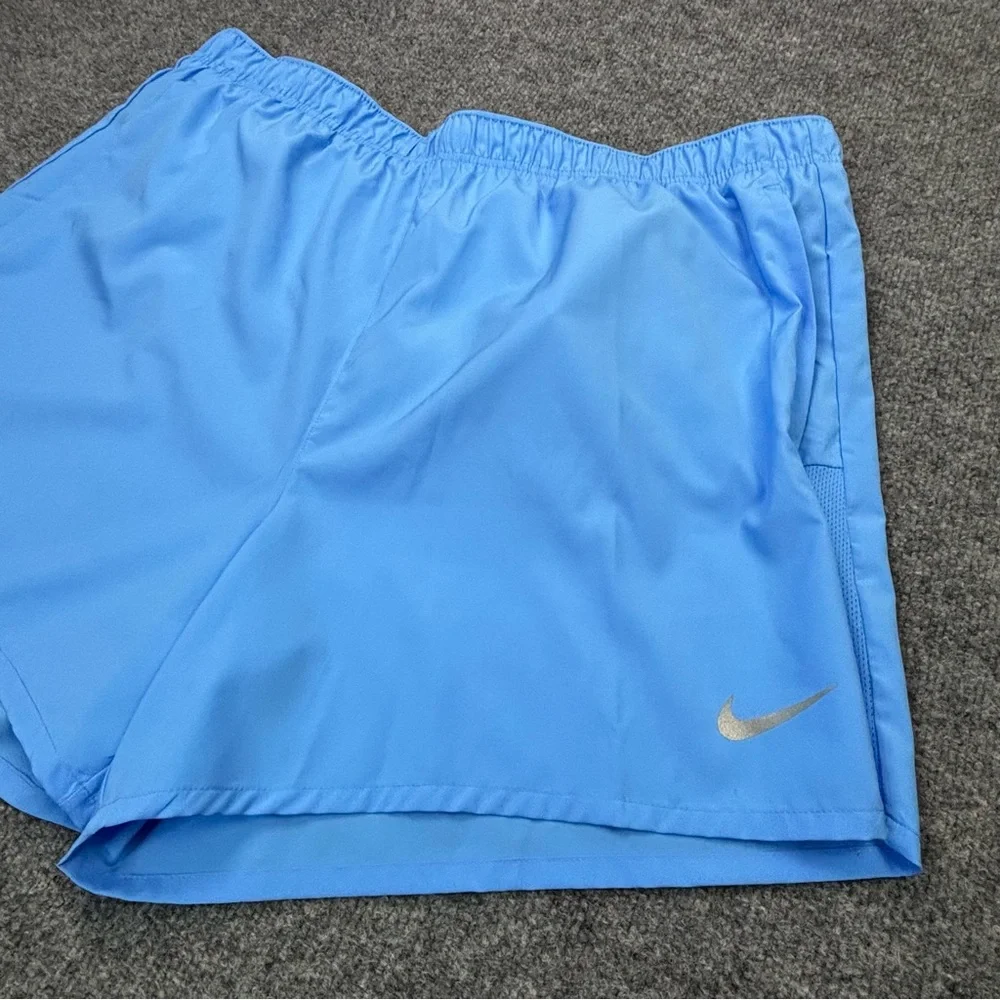 Nike Challenger Mens Dri-FIT 5